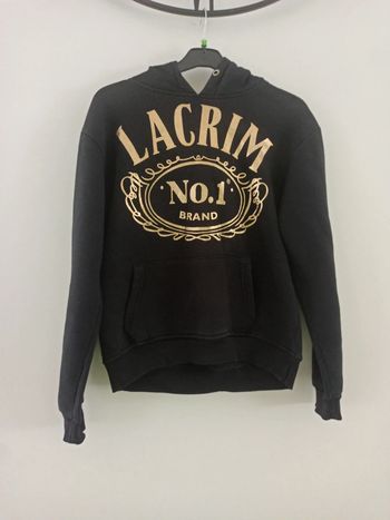 Pull a capuche lacrim