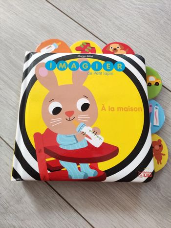 Livre imagier de petit lapin
