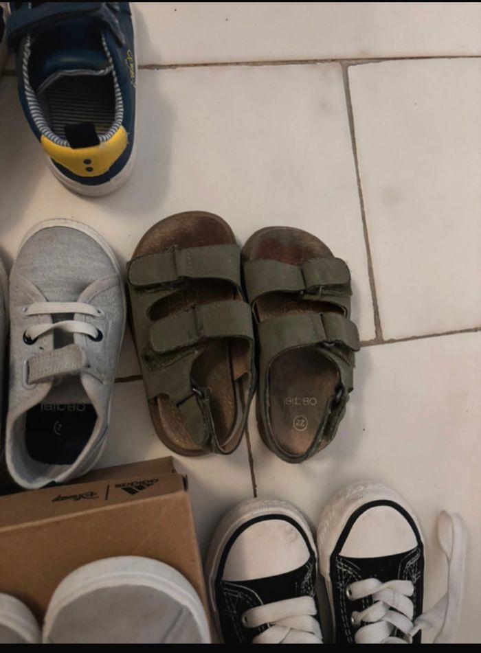 Lot chaussure garçon taille 22 - photo numéro 4