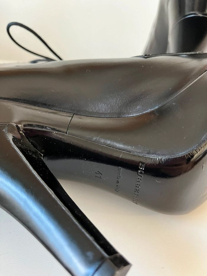 Bottines vernies à talons Burberry - photo numéro 4