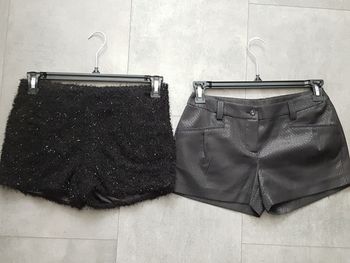 2 Shorts habillés Automnes hiver  36-38 dont un idéales fêtes noel..