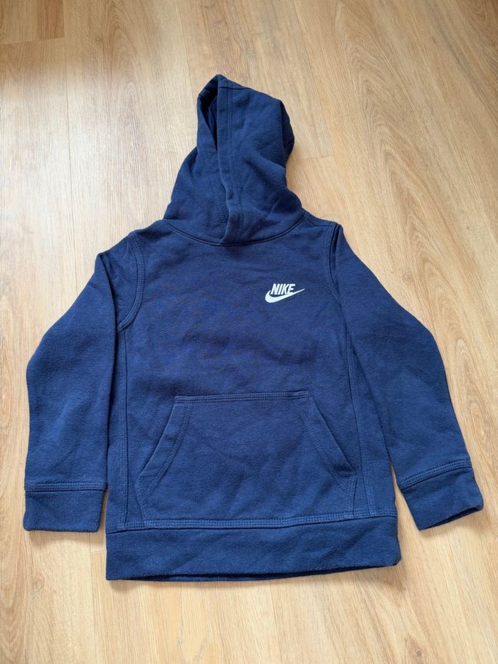 Sweat à capuche Nike bleu – 3/4 ans (XS)