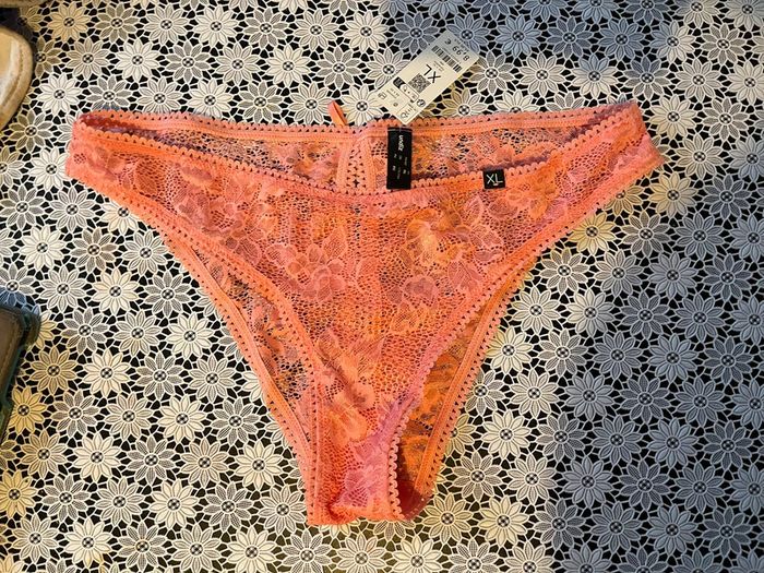 🍑 String neuf Undiz - photo numéro 2