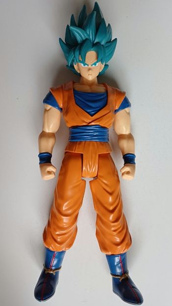Bandai Dragon Ball Super Figurine Limit Breaker Super Saiyan Goku Blue
