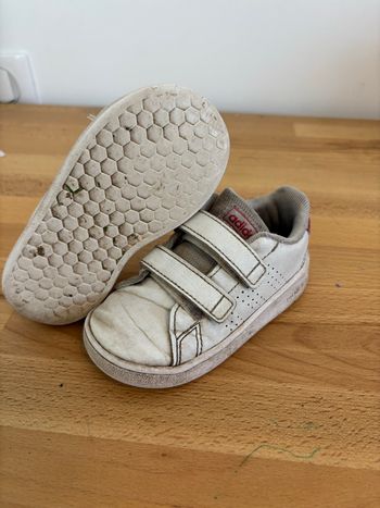 Baskets Adidas pointure 23