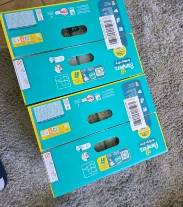 Lot entier, 2 pack de 135 couches = 272 couches Couche pampers pamper baby dry méga pack maci économie économy pas chere harmonie pant - photo numéro 2