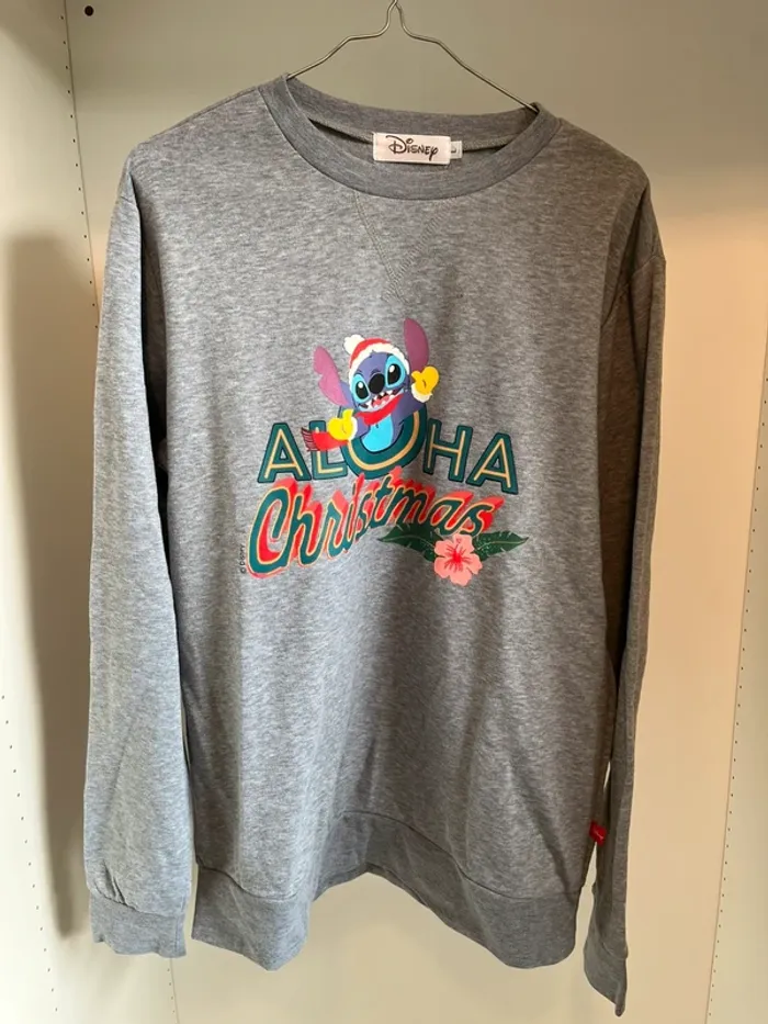 Pull Disney Stitch gris Taille L