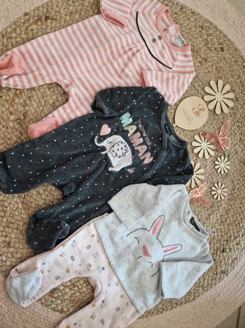 Lot de pyjamas rose et gris bébé fille 3 mois