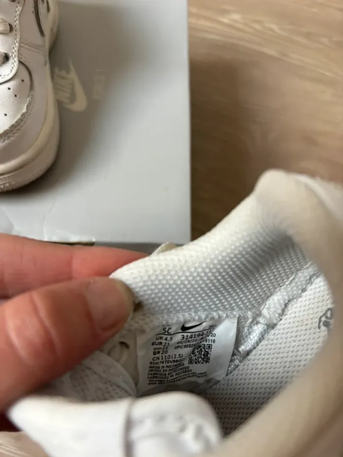 Nike force 1 bébé taille 21 - photo numéro 4