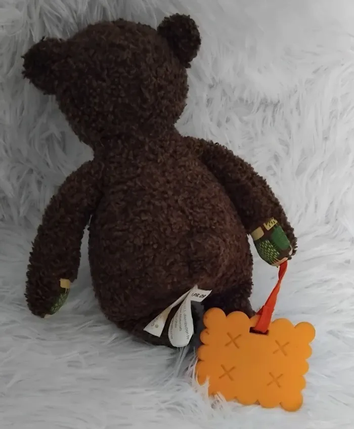 Doudou peluche ours brun avec gâteau de dentition - Ebulobo - photo numéro 2