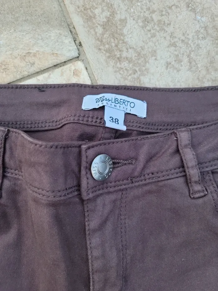 Pantalon 7/8 taille 38 - photo numéro 4