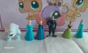 Lot de 6 figurines Kinder La Reine des neiges