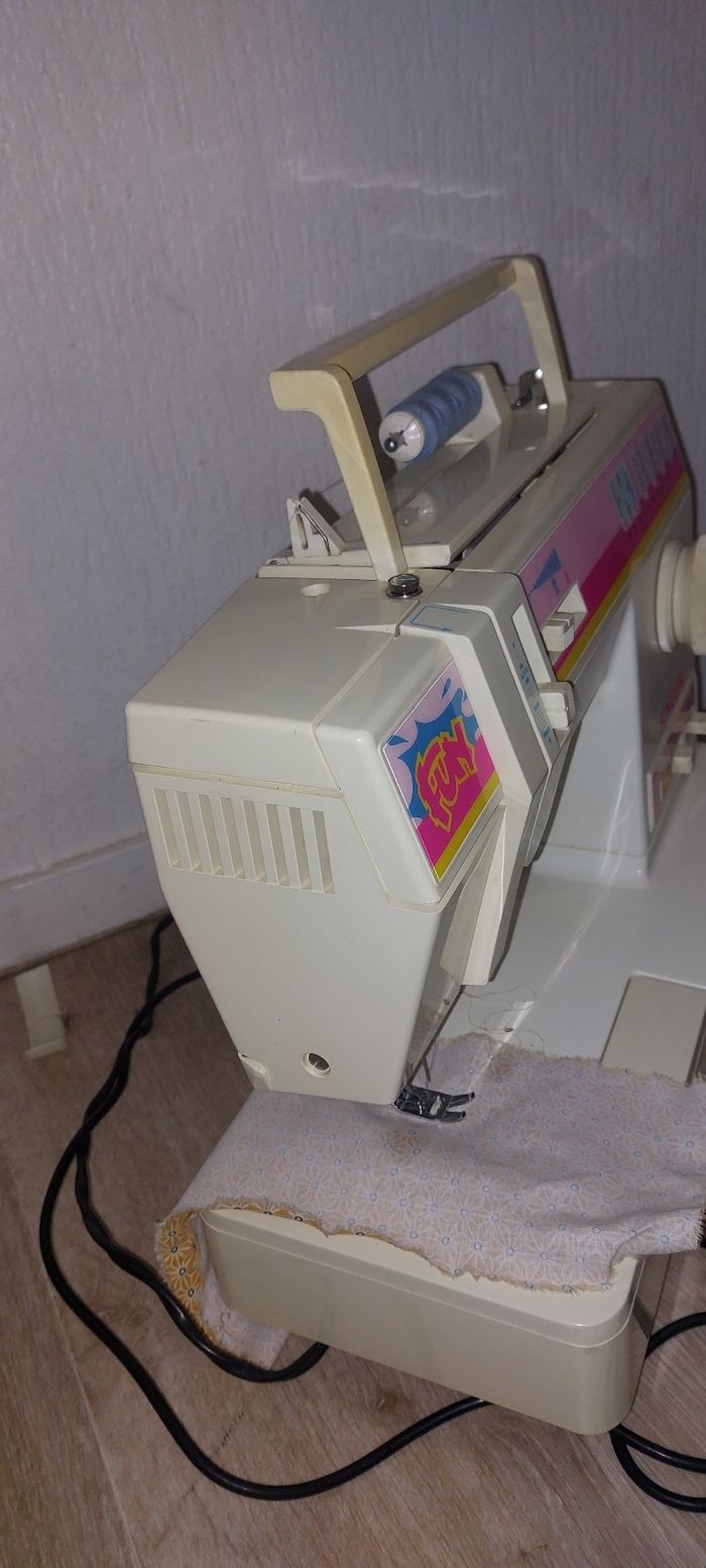 Machine à coudre singer - photo numéro 9