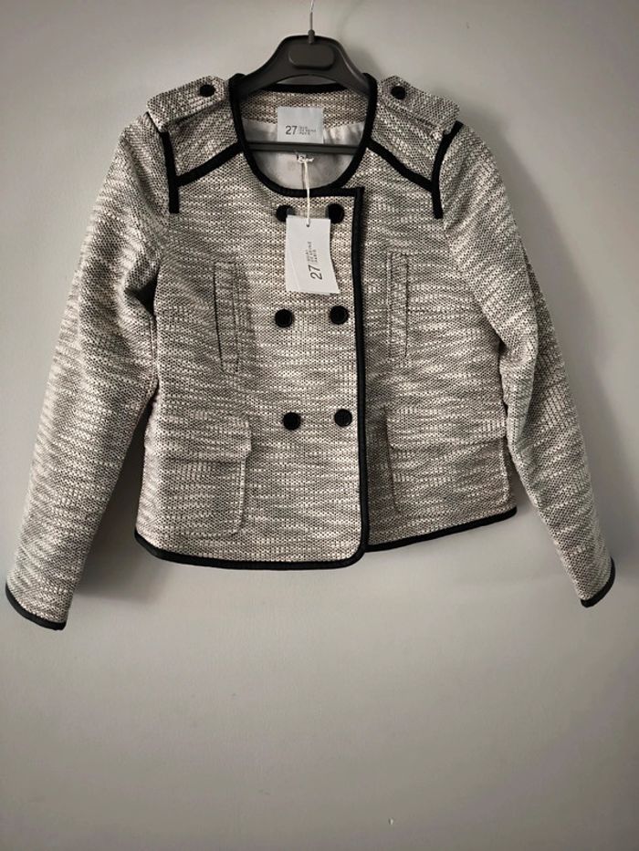 Veste demi saison taille 40 neuve