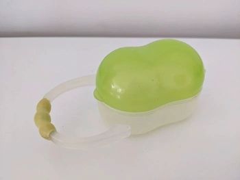 Boite de rangement pour tétines / sucettes