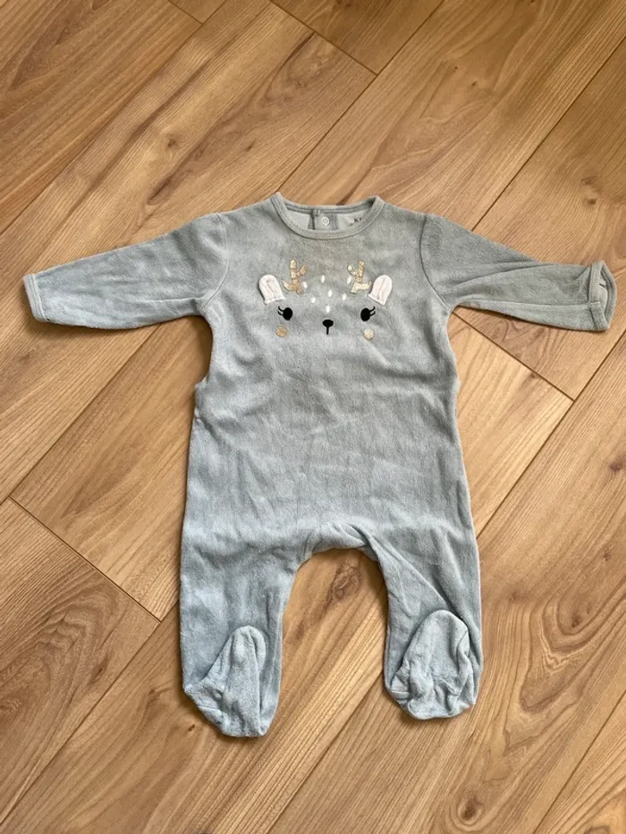 Pyjama velours vert clair taille 6 mois