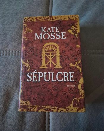 📘🔮 Sépulcre – Kate Mosse – Grand format, couverture rigide