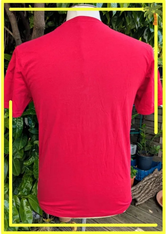 🎢 T-shirt officiel Disneyland Paris - Cast Member édition Mickey 28 🎉 - photo numéro 5