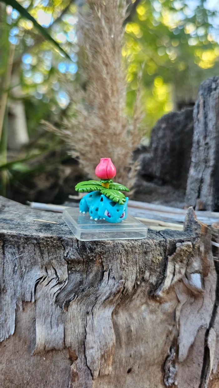 Super petite figurine Pokemon Nintendo herbizare