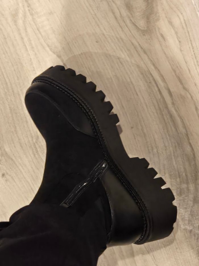 Bottines simi/suédine noires P38/39 C’M neuves - photo numéro 10