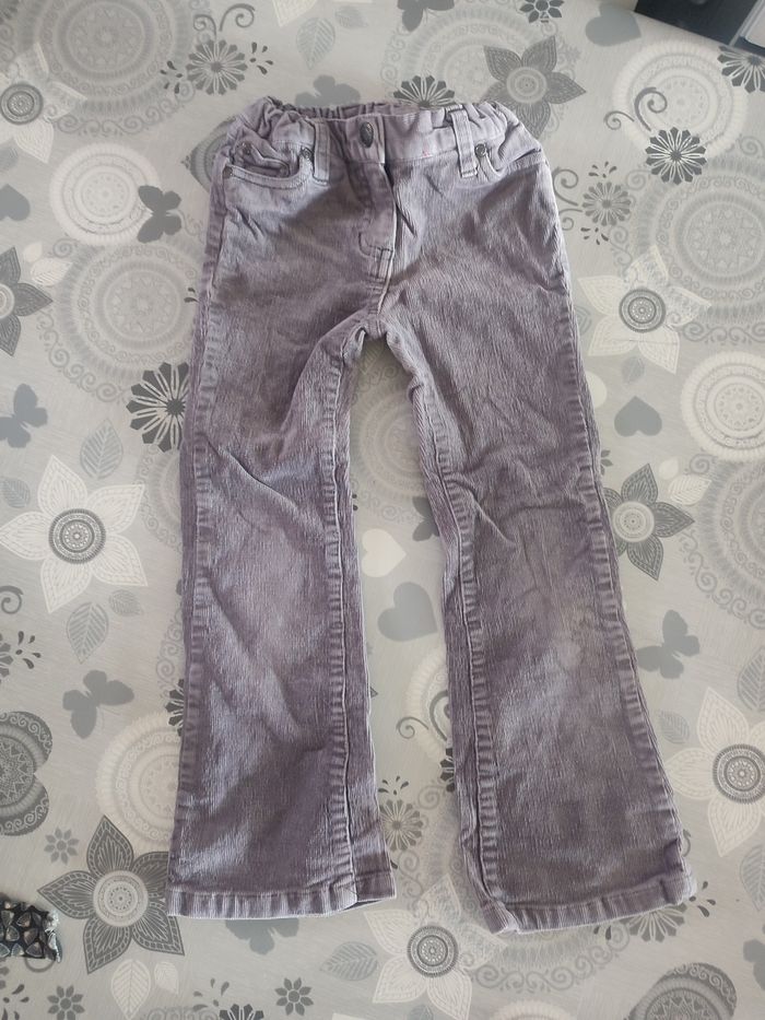 Lot de 4 pantalons et 1 leeging - photo numéro 2