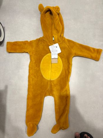 Bébé bêtement 