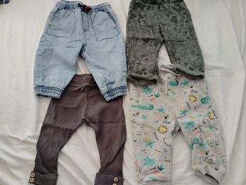Lot de pantalons 12 mois 