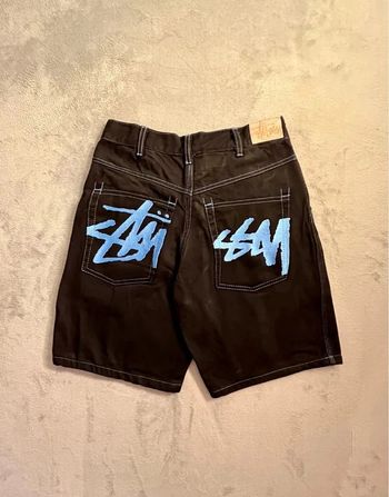 Short/Jort Stussy Black Embroidered Blue Lagoon Big Logo Back – Taille L