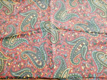 tissu satin imprimé 107 x 1 m