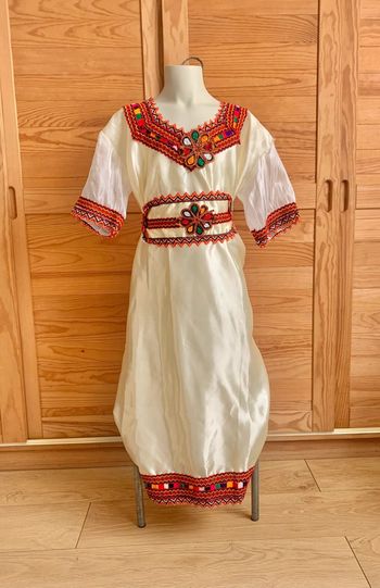 Robe traditionnelle kabyle fille 8-10 ans neuve