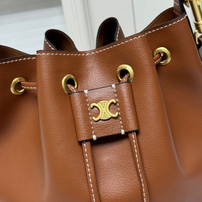 CELINE  121 - photo numéro 2