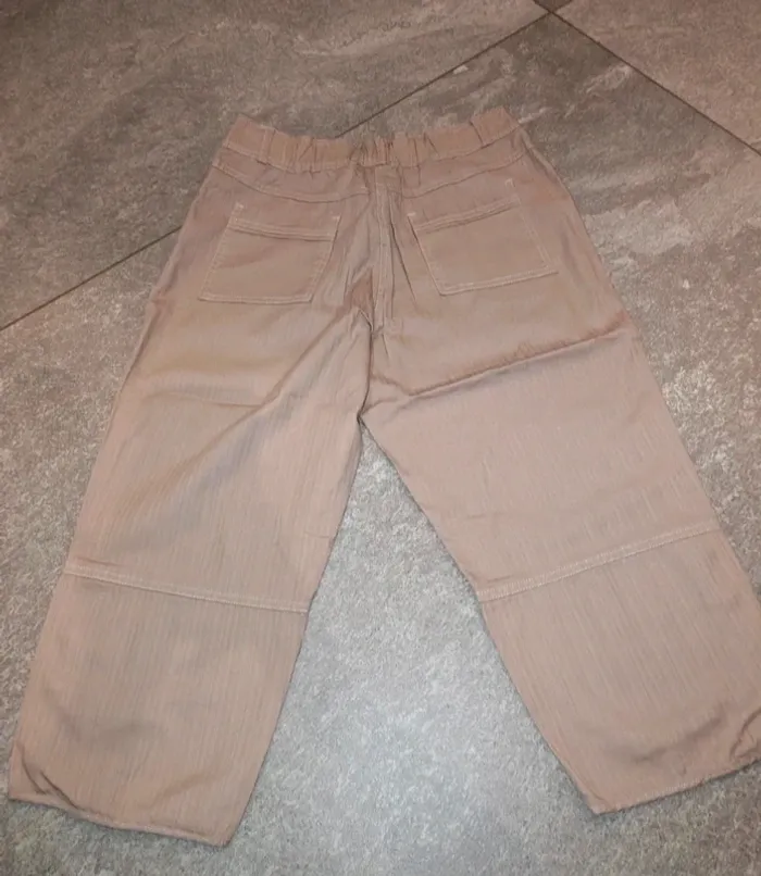 Pantacourt beige femme M 38 - photo numéro 2