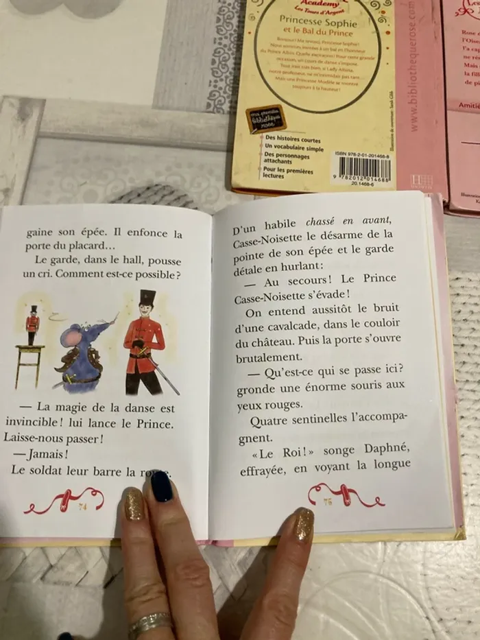 Lot livres fille - photo numéro 3