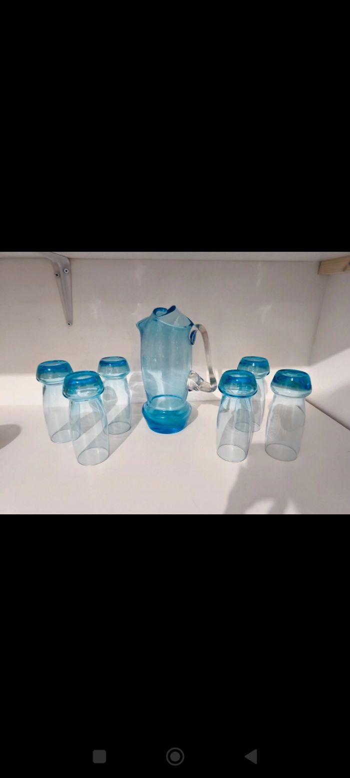Cruche avec c'est  6 verres