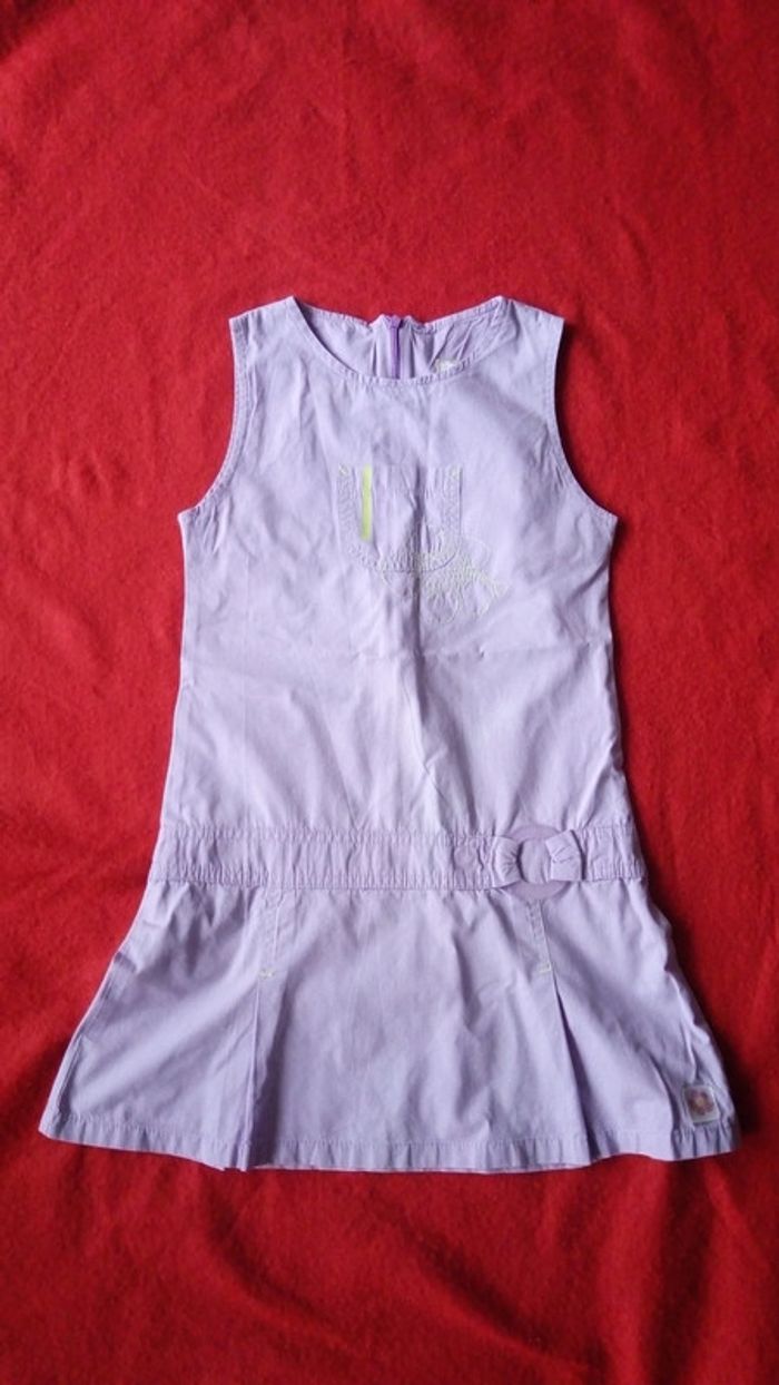 Jolie robe sans manche lilas Orchestra