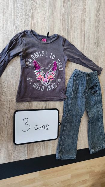 T-shirt et pantalon taille 3 ans