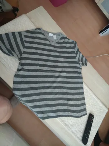 Tee shirt homme col v gris L