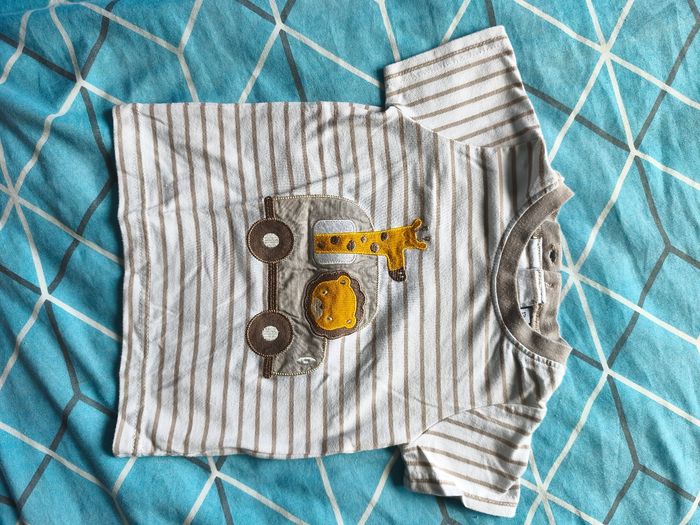 Lot 6 tee shirts 12 mois - photo numéro 2