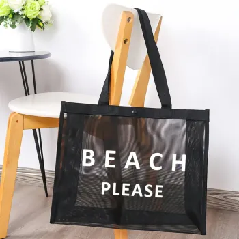 sac plage noir beach