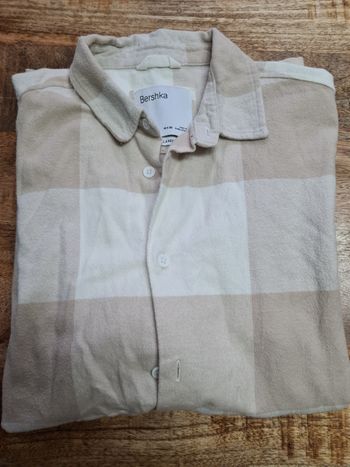 Chemise à carreaux hiver taille s Bershka
