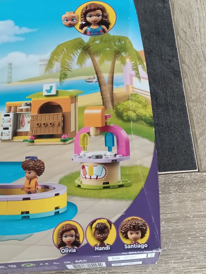 Vend lego Friends le parc aquatique - photo numéro 3