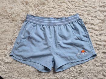 Short Ellesse bleu ciel - Taille S - Très bon état