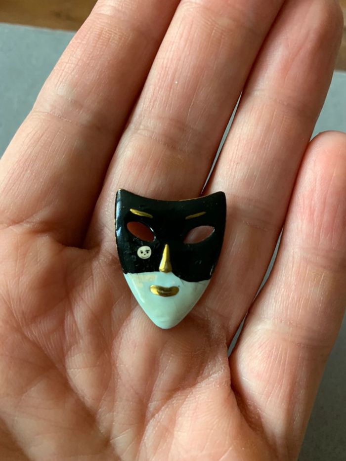 Broche masque vintage - photo numéro 4