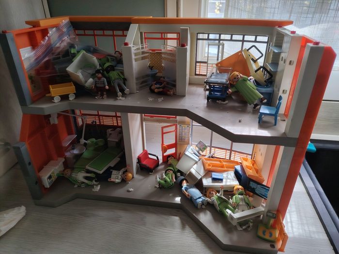 Clinique pédiatrique playmobil - photo numéro 4