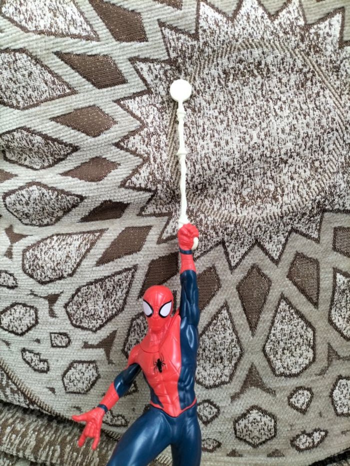 Lot de 2 figurines spiderman - photo numéro 7