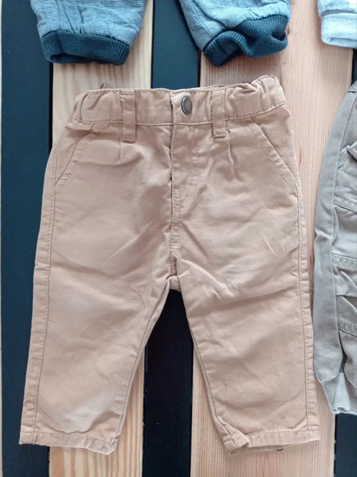 Lot pantalon 6 mois - photo numéro 5