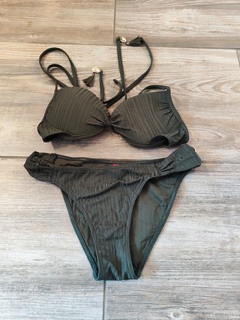Maillot de bain deux pièces kaki Lolita Angels Taille 2 haut avec armatures