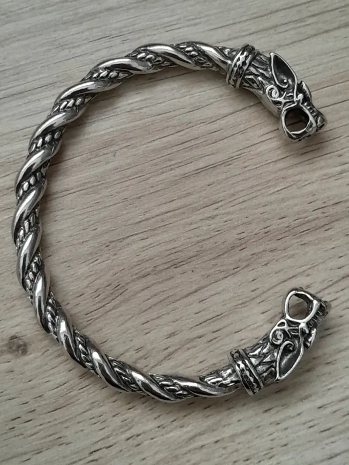 Bracelet Ragnar Lothbrok, Série Vikings, homme, tête de loup, argenté - photo numéro 3