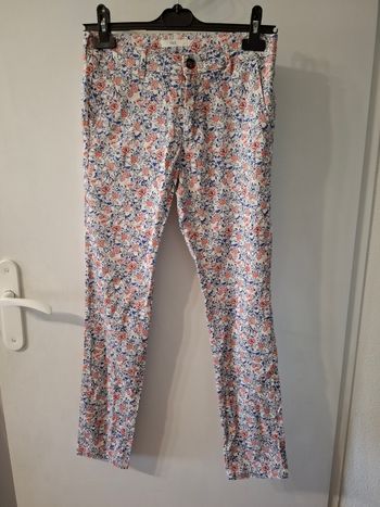 Pontalon hod taille 24 (convient à une taille 36 ) mesure dans l'annonce 