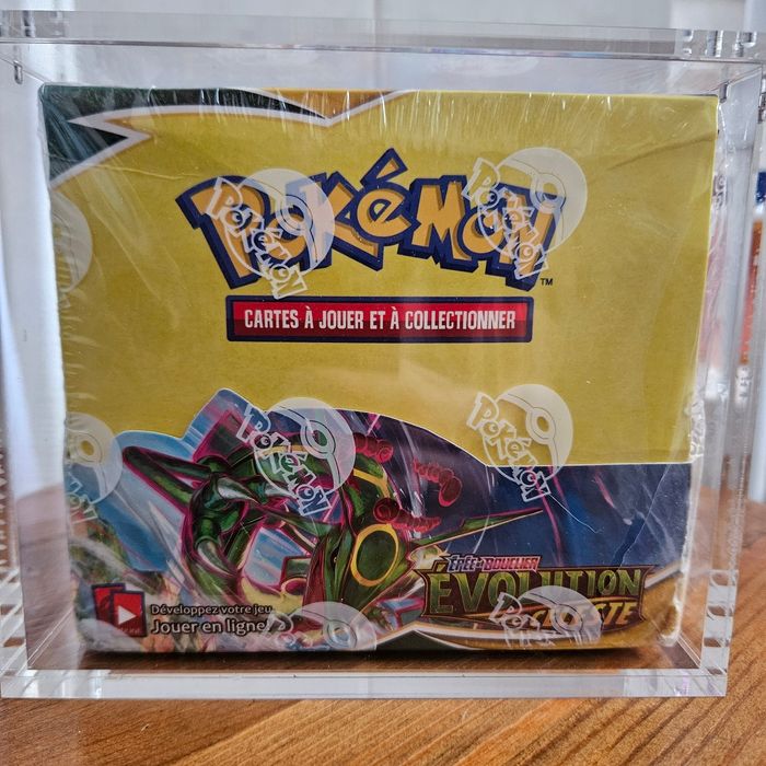 Display Pokémon Évolution Céleste neuf et scellé 